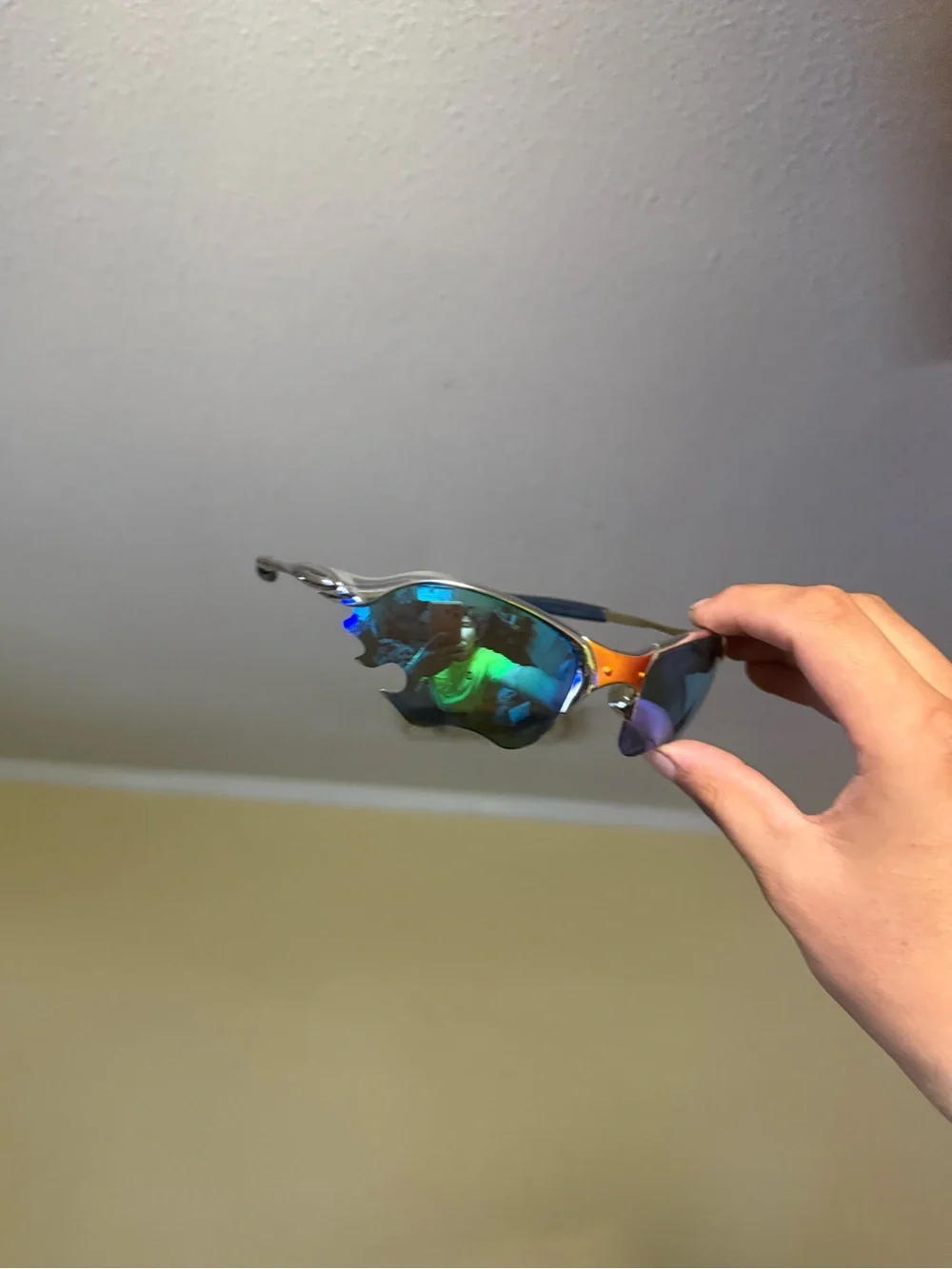 Women's Sport Sunglasses with Iridescent Blue-Green Lenses Oakley